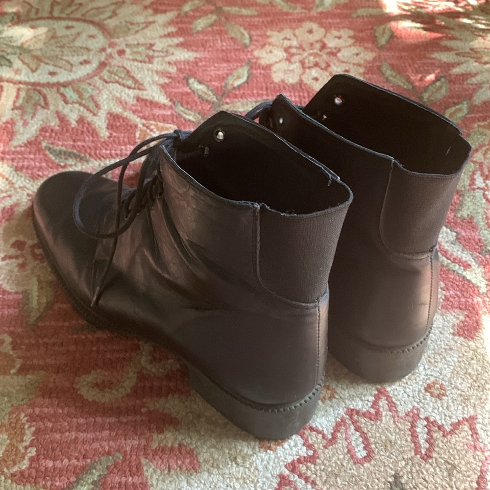 Kenneth Cole Black leather lace up Boots - Picture 2 of 15